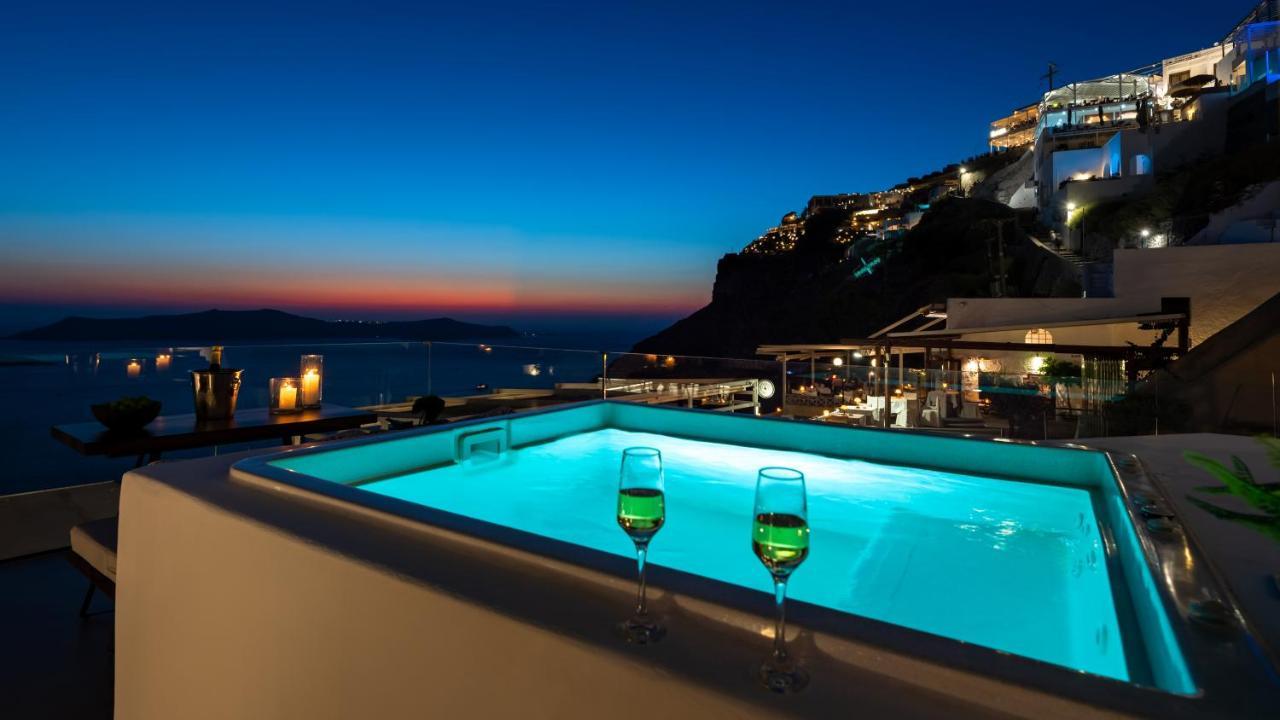 Daydream Luxury Suites Fira  Bagian luar foto