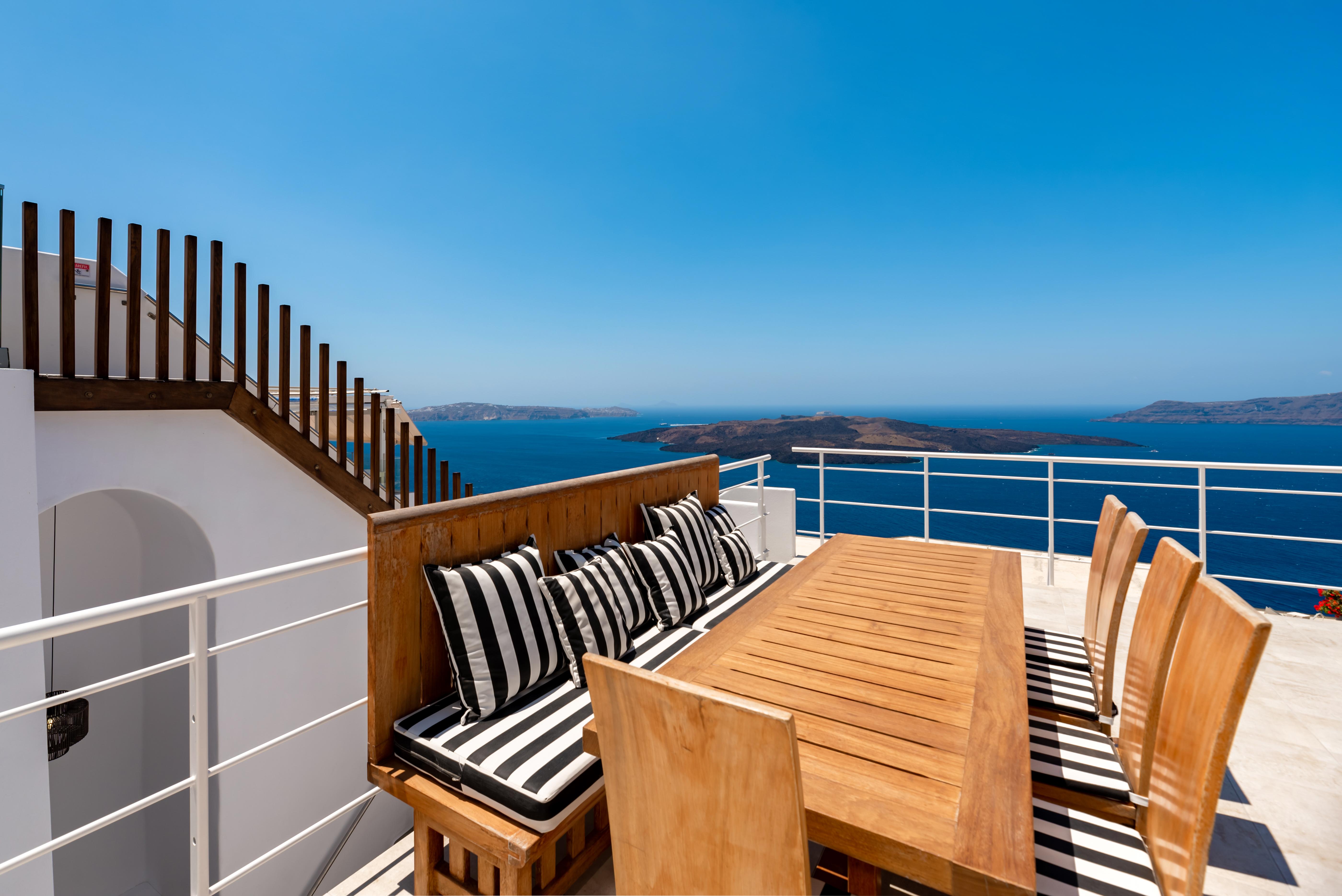 Daydream Luxury Suites Fira  Bagian luar foto