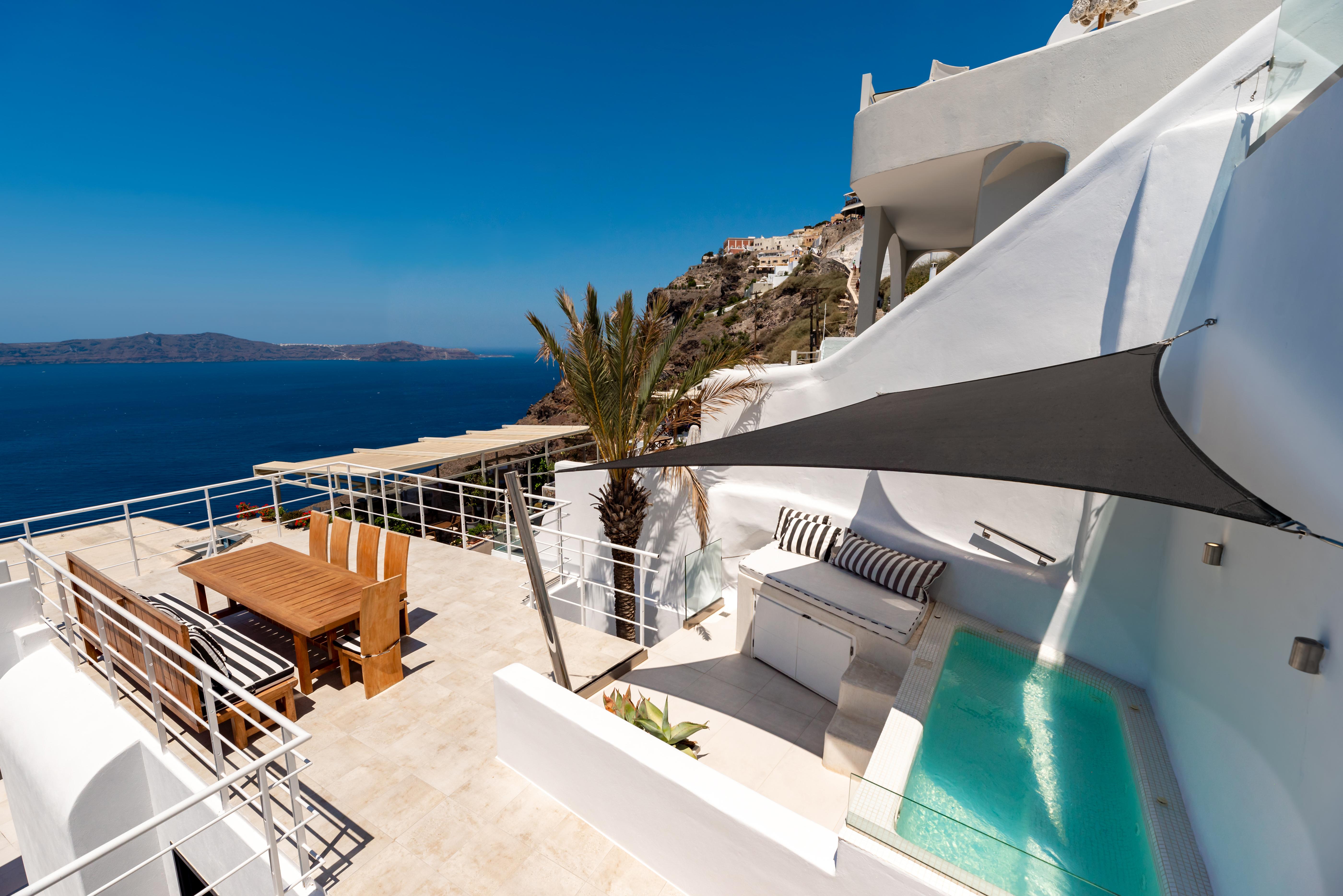 Daydream Luxury Suites Fira  Bagian luar foto